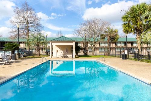 Port Allen Hotel | OYO Hotel Port Allen LA I-10 West