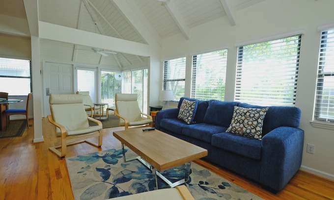 Litchfield by the Sea Villa | Oyster Catcher 153, Lake View3BR/3BA Villa w/Kitchen