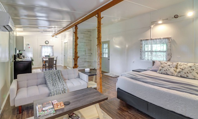 Harrison Apartment | Ozark Escapes Cabin! Serene Forest & Mtn Setting