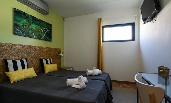 Retur House | Pé na Areia - Guest House Twin Room with Private Bathroom