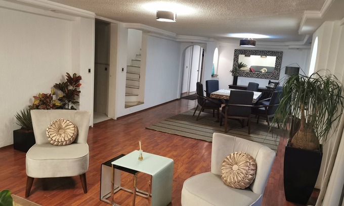 Del Valle Apartment | P. H. Cabbage. From the valley