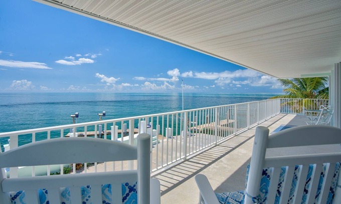 Marathon House | P76 - Meticulous 2 bed, 2 bath home with stunning open water views!