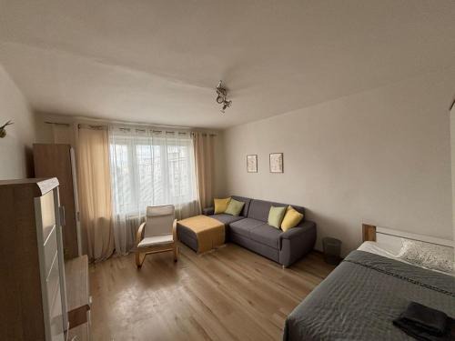 Sever Apartment | PA - Peaceful Parkside Apartment