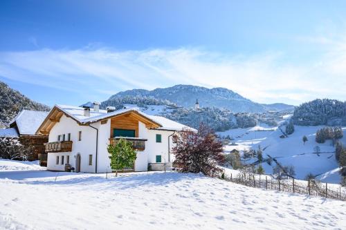 Tisana Apartment | Paalhof