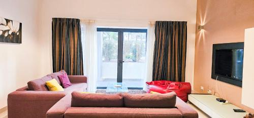 Paceville Apartment | Paceville Flat Two Bedroom Two Bathrooms St Julians with Terrace and Yard - Pe 2