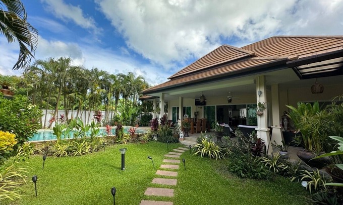 Rawai Villa | Pacotte 3BR private pool villa & garden