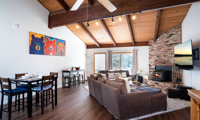 Incline Village Condo | Paddle Peak Sand Harbor Retreat!