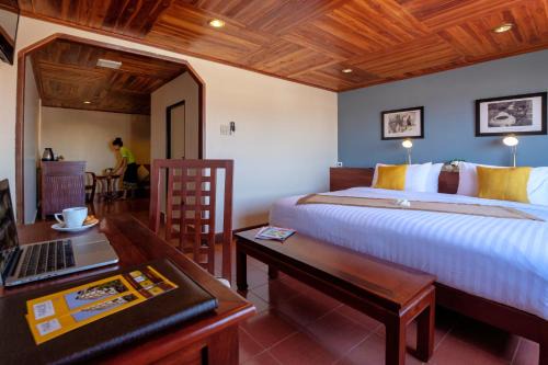 Pakse Hotel | Pakse hotel & Restaurant