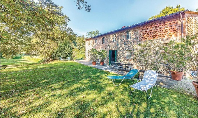 Capannori Apartment | Paladino 1