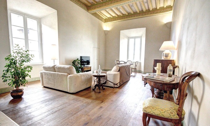 Siena City Centre House | Palazzo Bichi Ruspoli-Historical Res, near Campo Square and close to everything