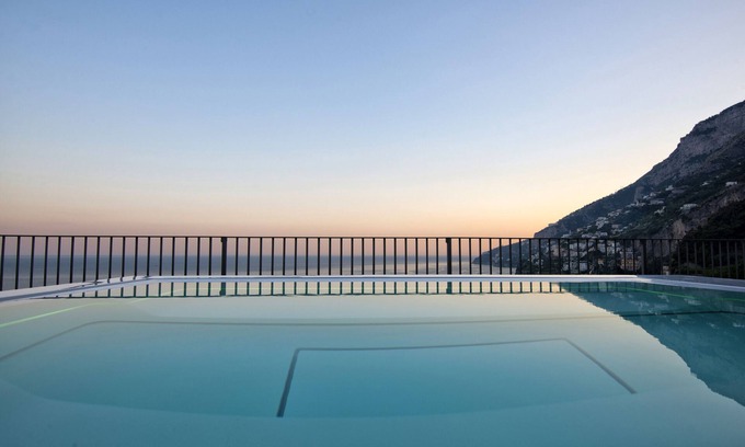 Amalfi Villa | Palazzo Casanova with Sea View, Jacuzzi, Terraces, Breakfast and Aircon