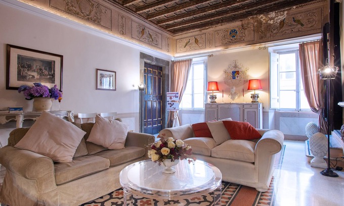 Rione IX Pigna Apartment | Palazzo Costaguti – La Dimora del Tempo