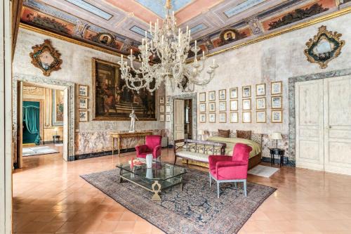 Montecalvario House | Palazzo Doria Suites