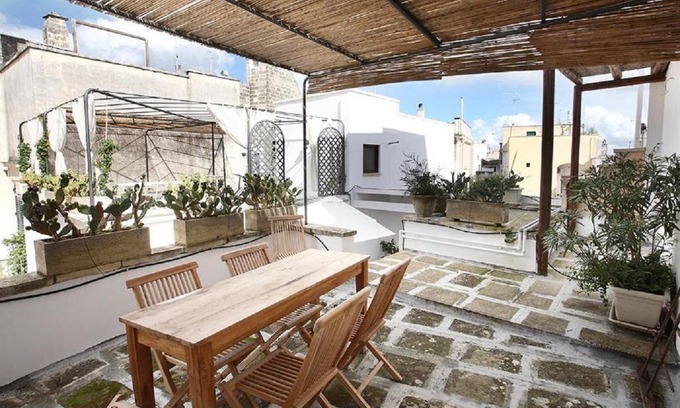 Galatina Historic Centre Apartment | Palazzo Pindaro Guest House