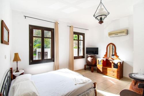 Paloi Apartment | Pali Sea View