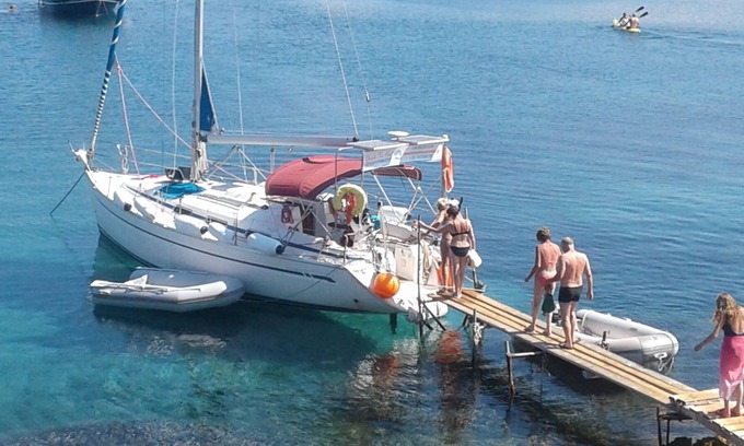 Argostoli Town Boat Rental | PALIRIA Bavaria cruiser 34 can accommodate 8 guests. 3 cabins and 1 bathroom.