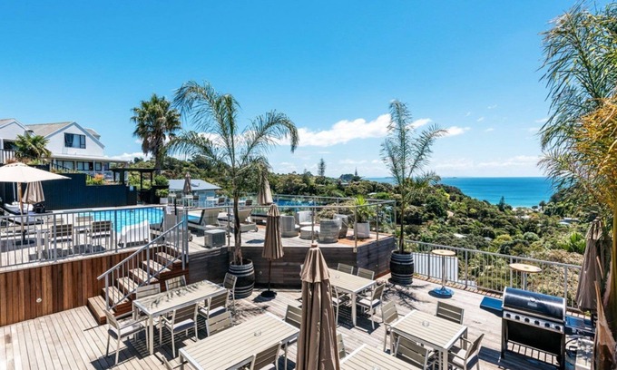 Waiheke Island Villa | Palm Beach Oasis, Air conditioning, WiFi & SKY TV