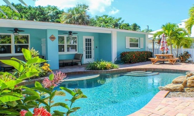 Holmes Beach Villa | Palm Oasis East Villa, Shared Heated Salt Pool, Steps to the Beach, Ground Level