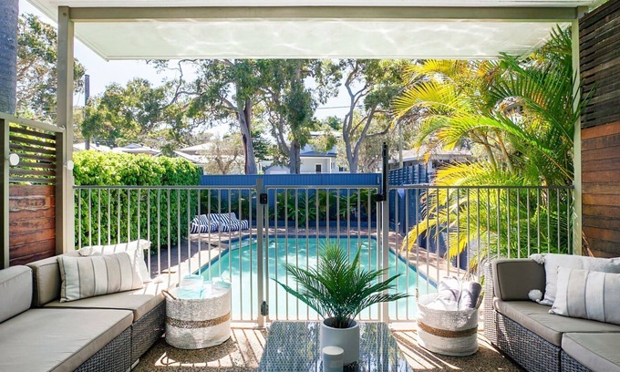 Collaroy Plateau House | Palm Springs in Collaroy IH