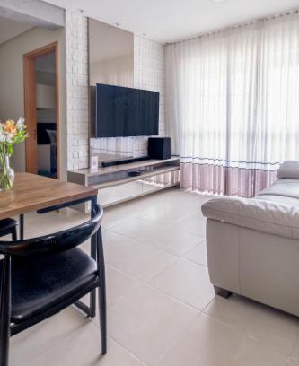 Plano Diretor Sul Apartment | PALMAS EXPERIENCE - APARTAMENTO BRISA, no centro, vista lago!