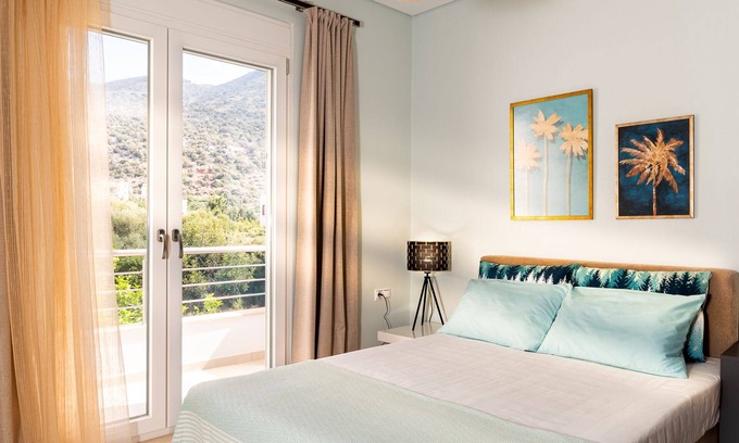 Stalida Apartment | Palmasea Cozy 1stfloor 2br family ap in Stalis, 6min walk to famous Stalis beach