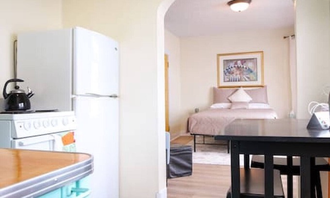 Baker City Apartment | Palmer House Studio 3