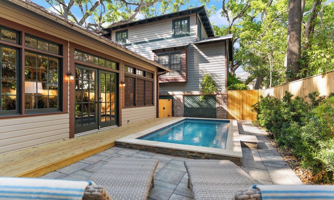 King City House | Palmetto Cottage sleeps 8 and walk to the Village