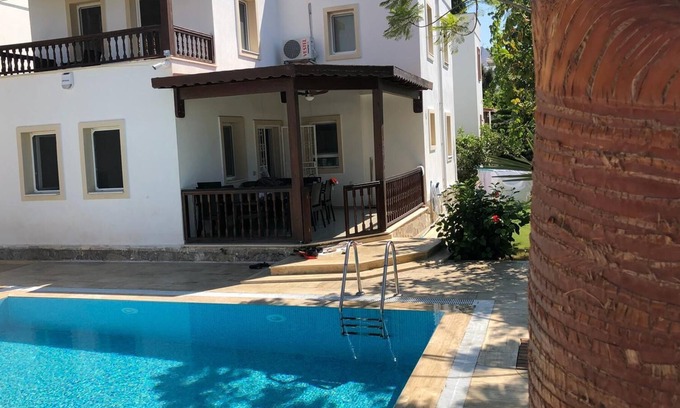 Turgutreis Villa | Palmhouse - private villa private pool, garden and parking. 400m beach free WiFi