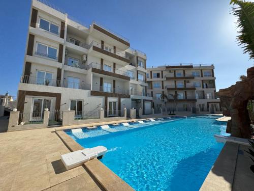 Ras Nasrani Apartment | Palmira