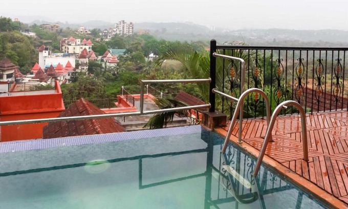 Aarey Colony Villa | Palms Lavished Villa