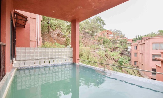 Aarey Colony Villa | Palms Villas