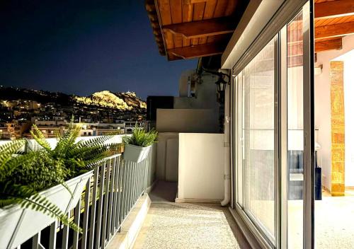 Athens City Centre Apartment | Panathenea Rooftop Apartment with Stunning View of Lycabettus