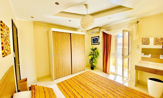 Sakkala Apartment | Panda House. Sheraton Road. 5 min from the beach