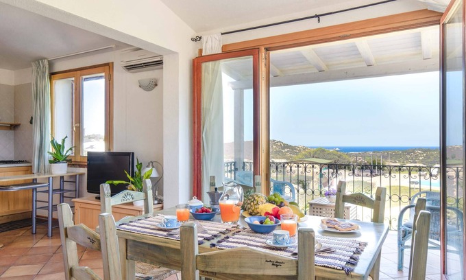 San Teodoro Apartment | Panorama Apartm,5min from the beach, pool wifi air-co BBQ garden Costa Smeralda
