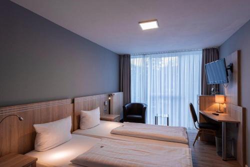 Neustadt an der Weinstrasse Hotel | PANORAMA HOTEL in Neustadt an der Weinstraße