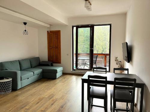 Predeal Apartment | Panorama Pine Retreat - Spacious 2-Bedroom Flat