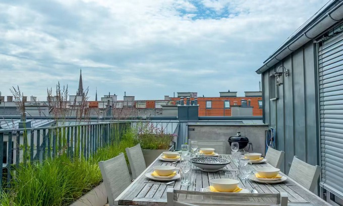 Weißgerber House | Panoramic 360 loft next to the city center