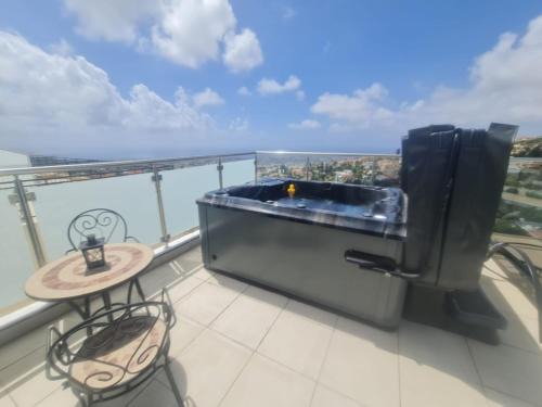 Peyia Town Apartment | Panoramic Holidays - Deluxe 4