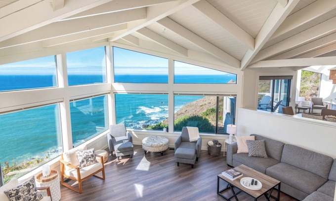 Manchester House | Panoramic Ocean Views - Private Beach - Dog Friendly - EV