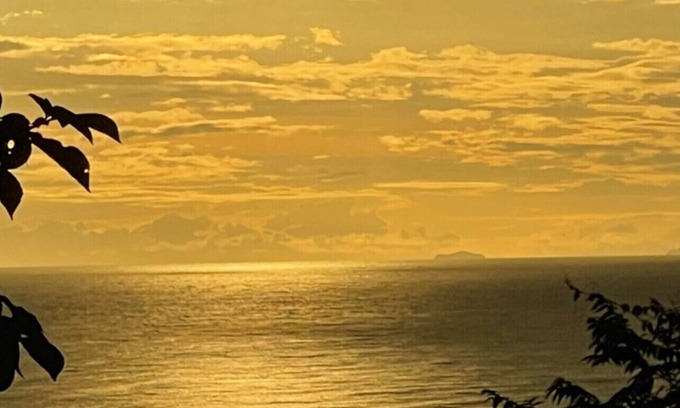 Punta Leona House | Panoramic Ocean Views: Stunning Beach House