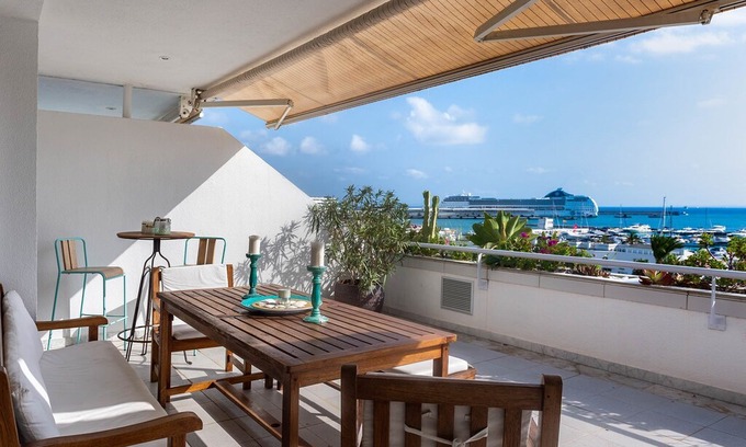 Talamanca House | Panoramic Penthouse Satori in Ibiza, central position, with 4 bedrooms, 8 sleeps