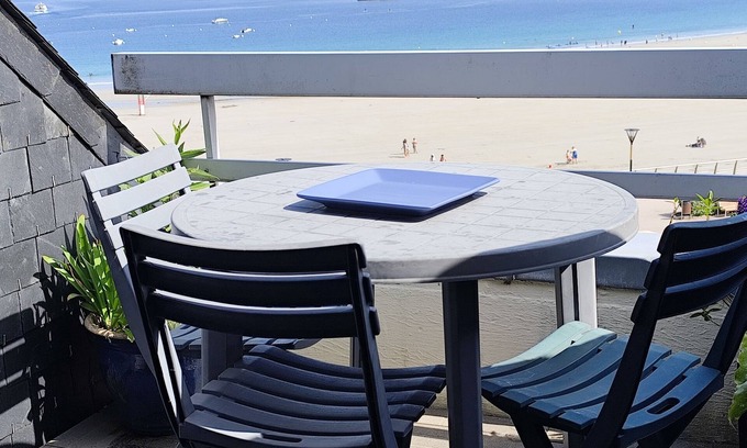 Perros-Guirec Apartment | panoramic sea view 180% two balconies view of the seven islands 2 * WIFI