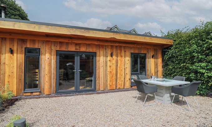 Llangadfan Cottage | PANSI, pet friendly, character holiday cottage in Llangadfan