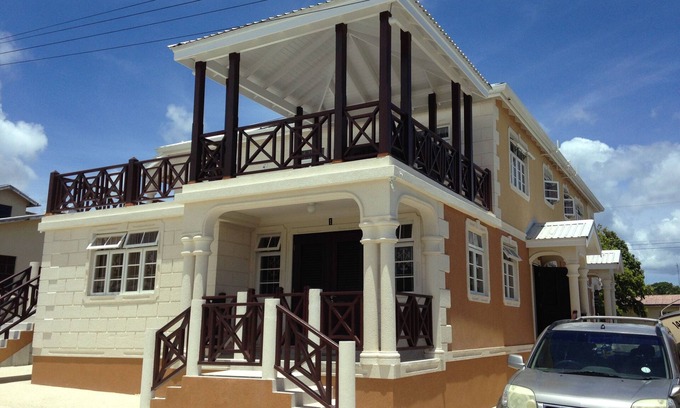 Halcyon Heights Apartment | (Panthera Terra 1)Very spacious and attractive ground floor apartment