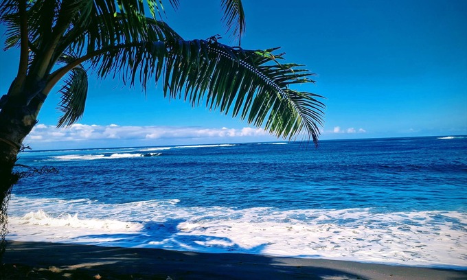 Papara House | "Papara - Taharuʻu Beach 2BR House - Surf & Family - garden & secure garage