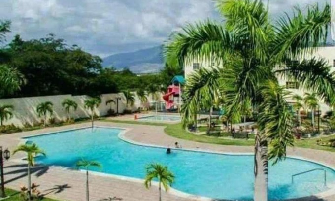 Gregorio Luperon Apartment | PARADISE 111 J 4