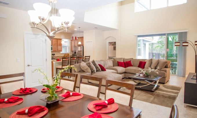 West Kissimmee House | Paradise Abode Near Disney World With Private Pool