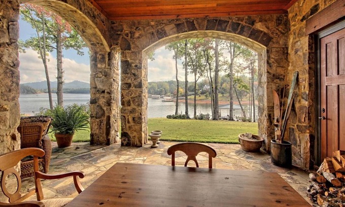 Cedar Cliff House | Paradise at Lake Chatuge - Amazing Luxury - Dock