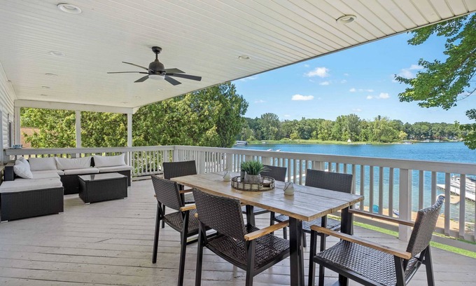 Smyrna House | Paradise at Maston - Sleeps 10 - Private Beach