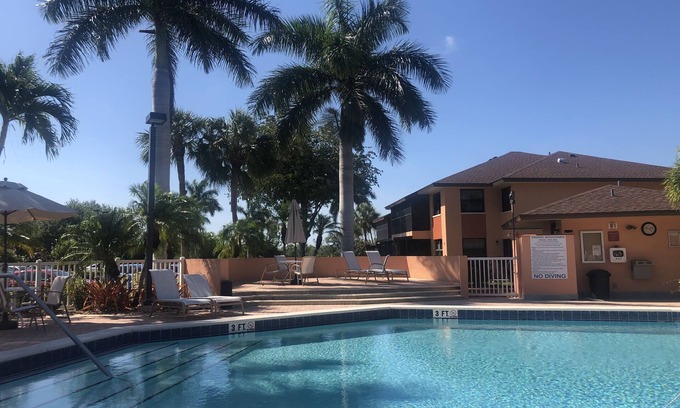 Hammock Bay Condo | Paradise awaits!
